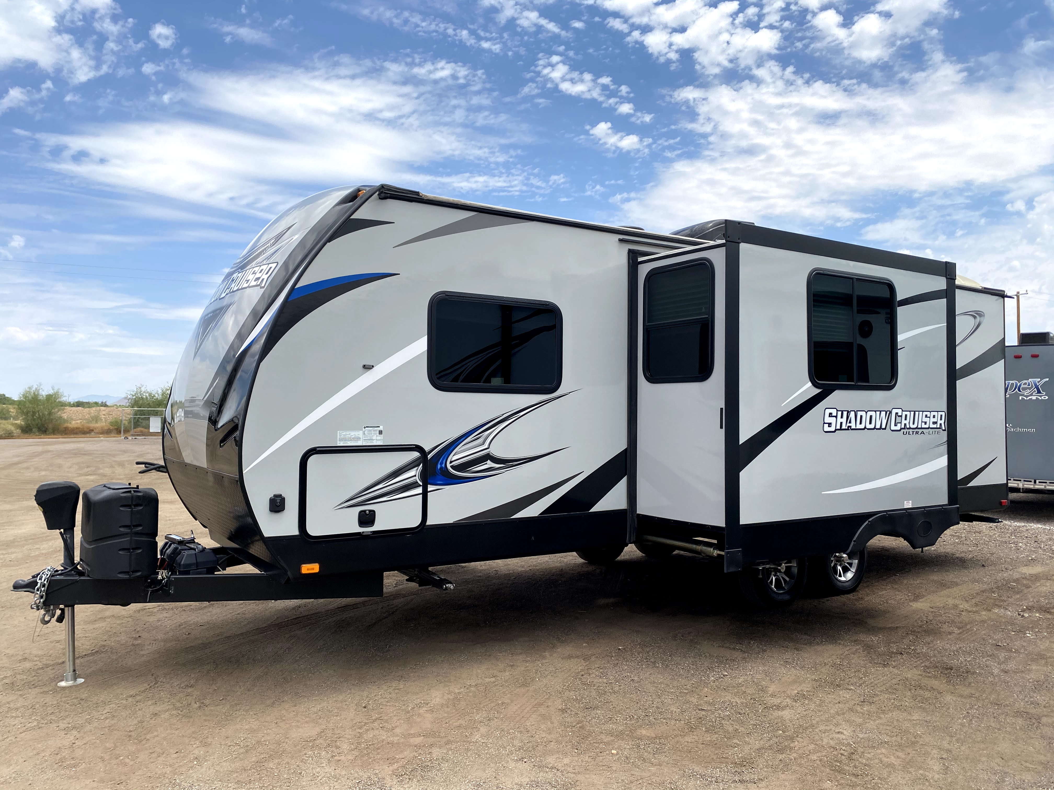 travel trailer with master bedroom slide and bunkhouse