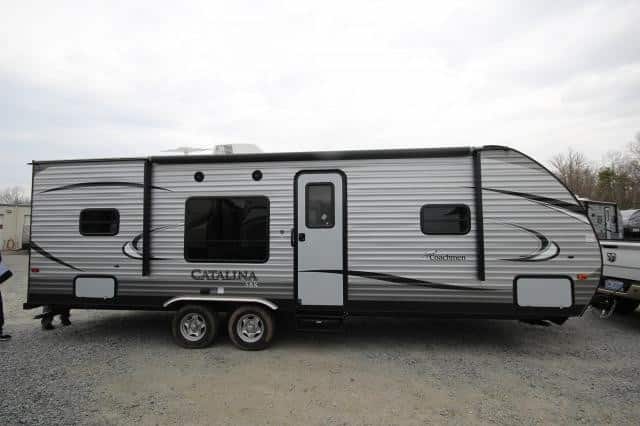 26' travel trailer with bunks
